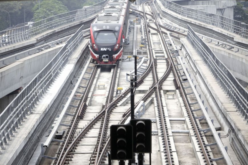 Operasional LRT Diharapkan Menurunkan Jumlah Kendaraan Pribadi